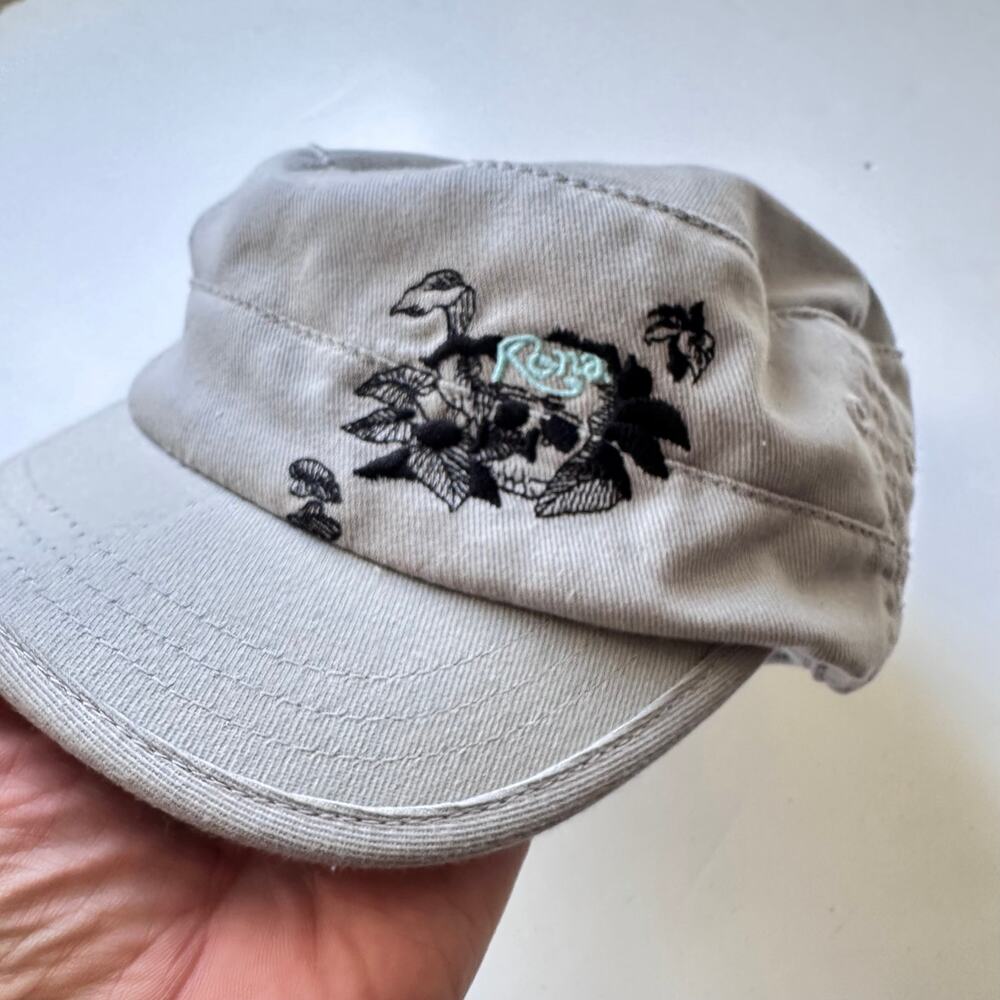 Roxy Cadet Gray Flex Fit Women's S/M Hat - Excellent! - Picture 2 of 5